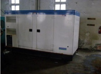 安顺康明斯150kw大型柴油二手发电机组 安顺康明斯150kw大型柴油二手发电机组